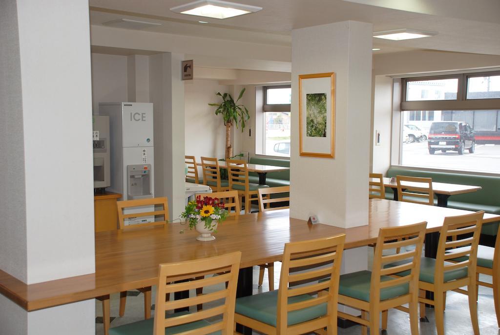 Best Inn Uozu Dış mekan fotoğraf